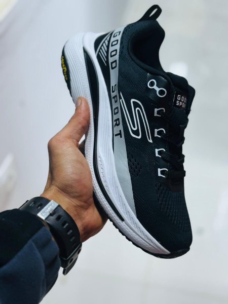 سكتشر اسود / ابيض - 1516